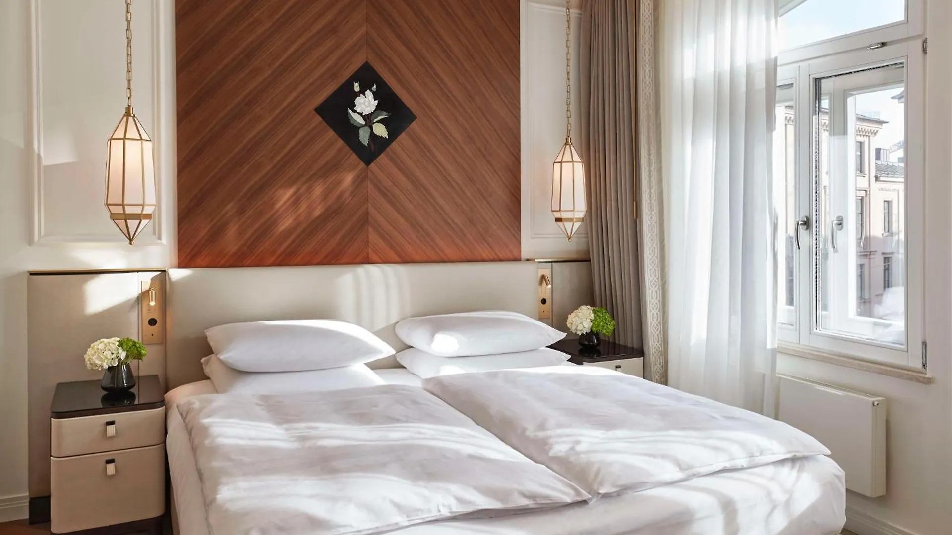 Vier Jahreszeiten Kempinski Muenchen 5*, Monachium