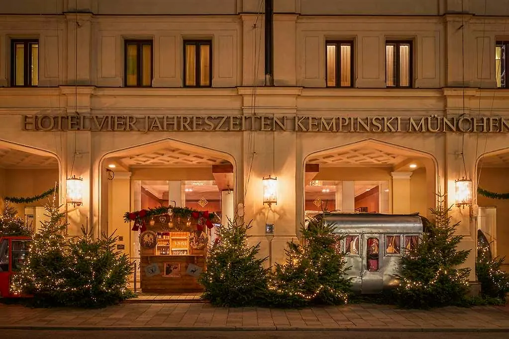 ***** Hotel Vier Jahreszeiten Kempinski Muenchen Germany