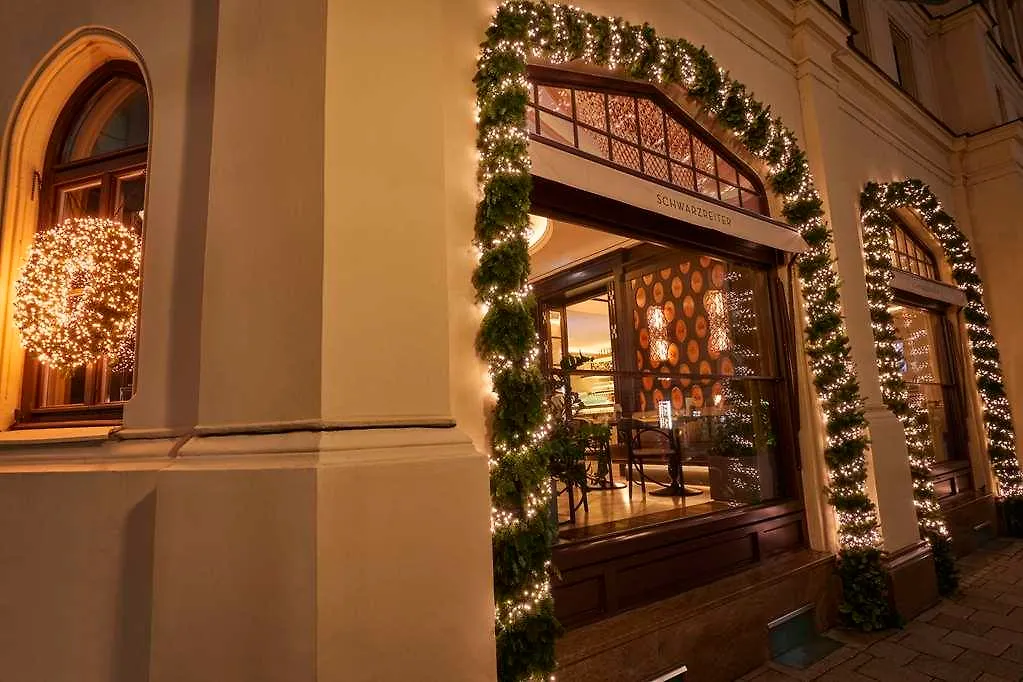 Vier Jahreszeiten Kempinski Muenchen Hotel