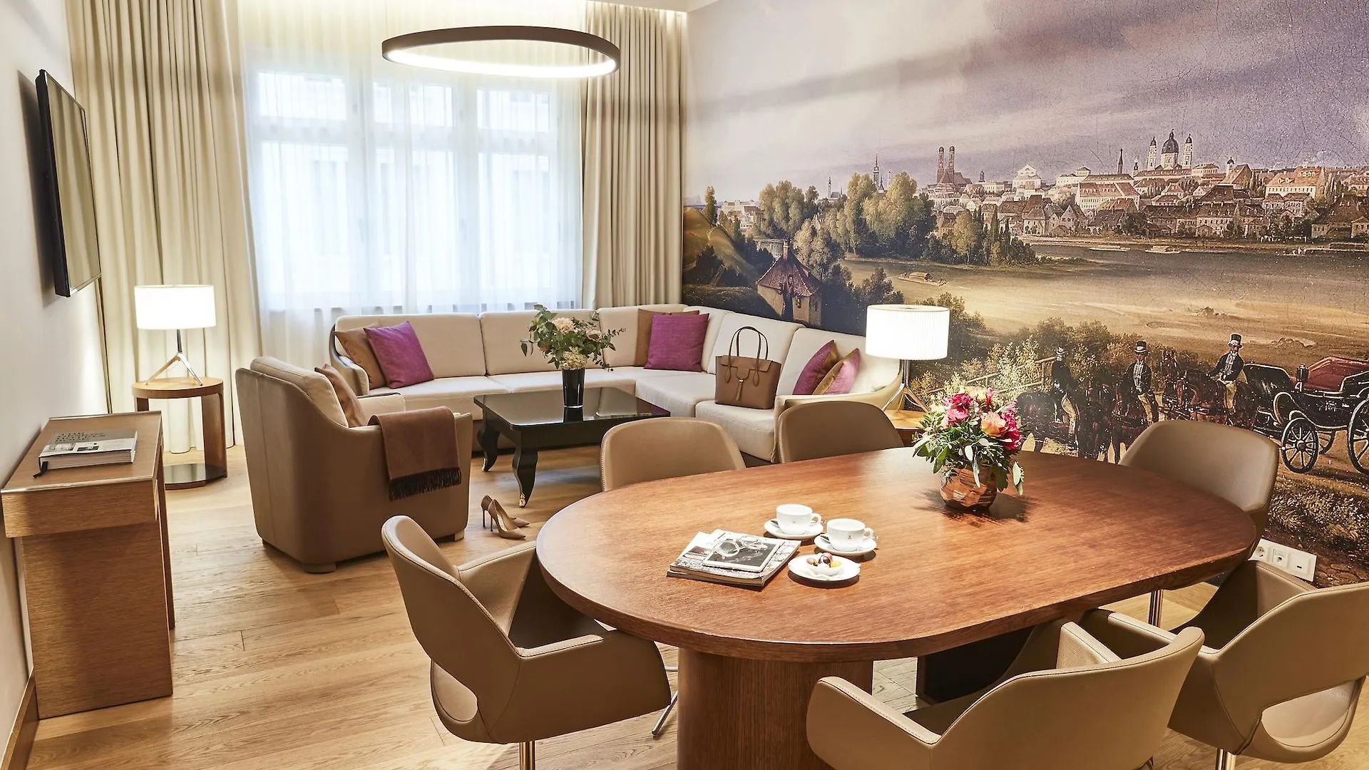 Vier Jahreszeiten Kempinski Muenchen 5*, Munich