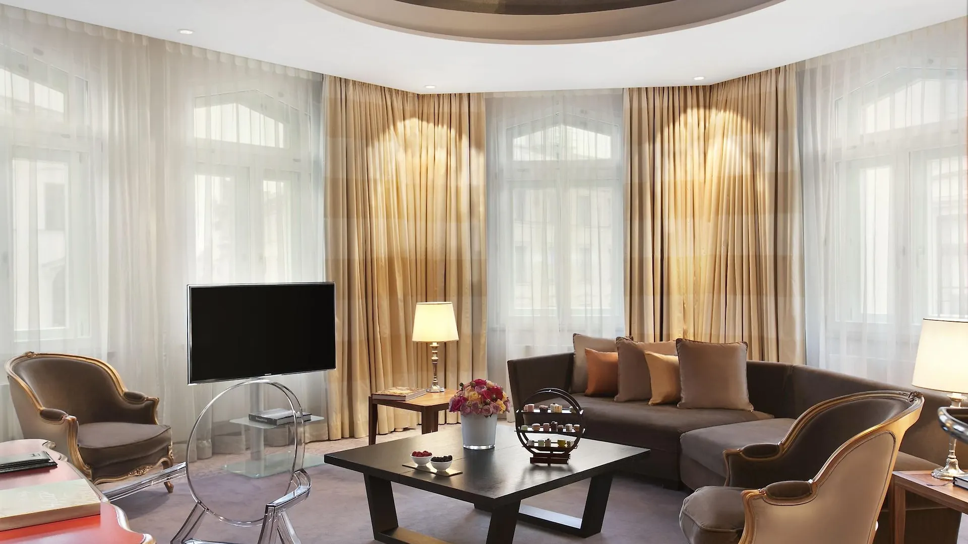 Vier Jahreszeiten Kempinski Muenchen Hotel