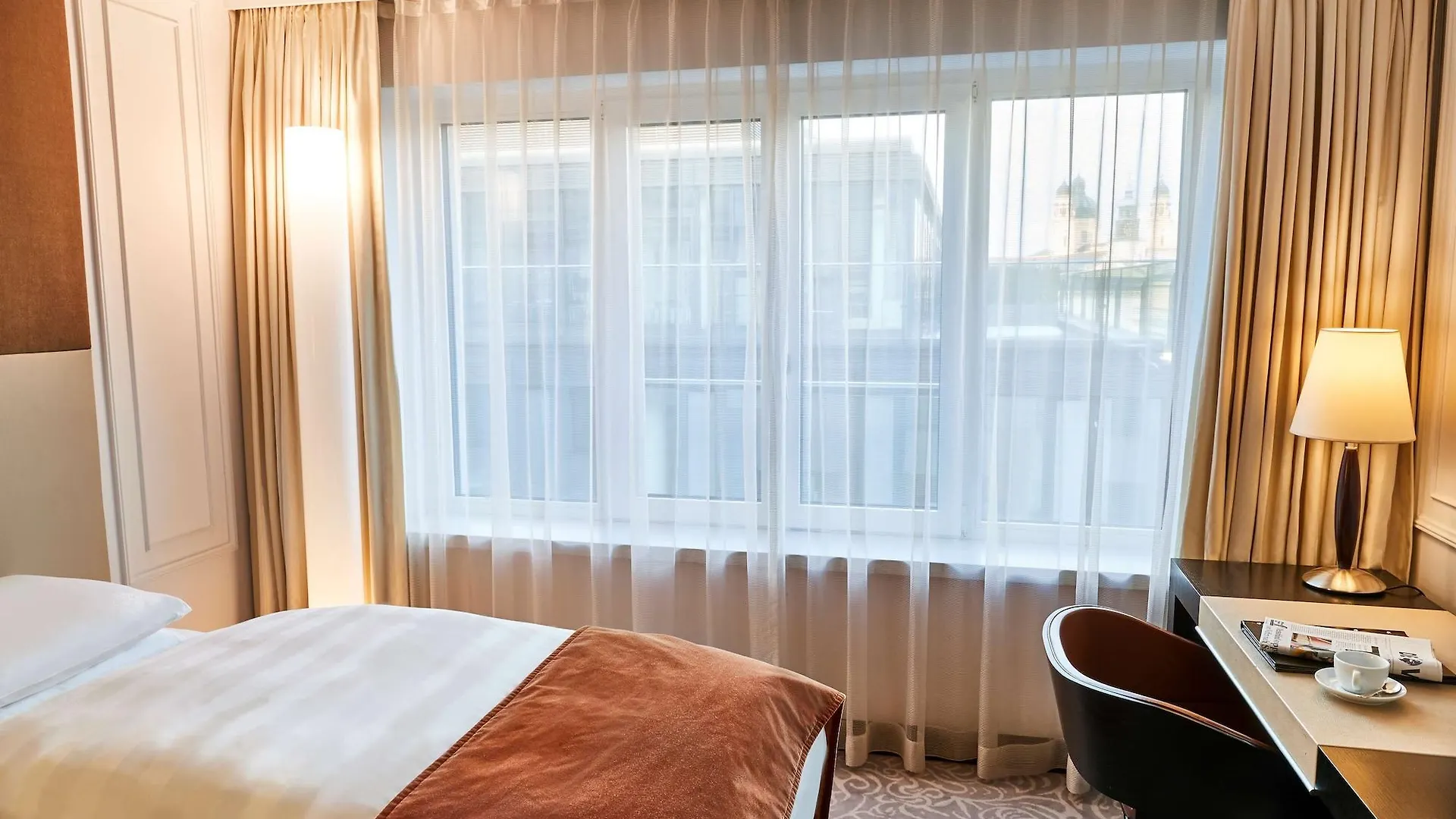 ***** Hotel Vier Jahreszeiten Kempinski Muenchen Germany